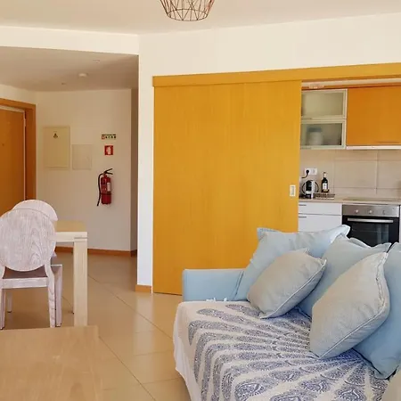 T2 Gardens Piscina E